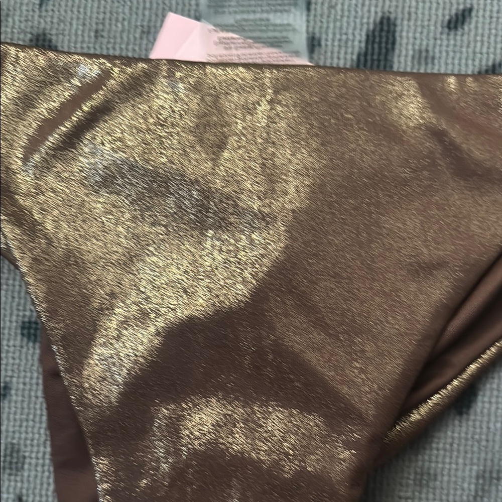 Bronze Bikini Jewel Detail - Picture 4 of 6